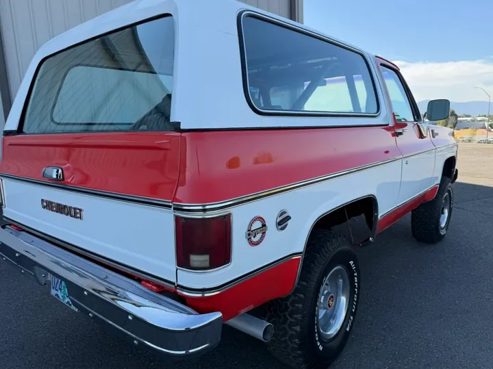 Rear three-quarter view of the restored 1976 K5 Blazer